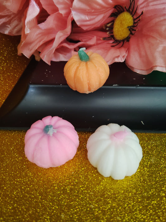 Mixed Mini Pumpkins Candles Set 3/$25.00